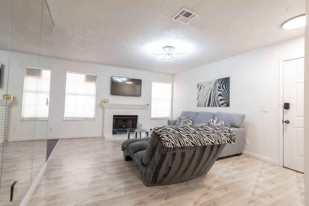 2 Bedroom Close To Las Vegas Strip Экстерьер фото
